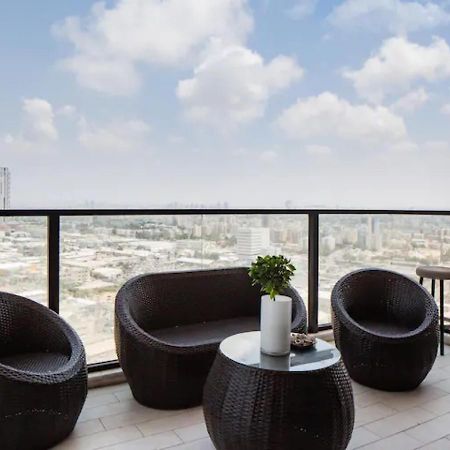 O&O Group- Special Apartment Sea View Luxury Tower Bat Yam Eksteriør billede