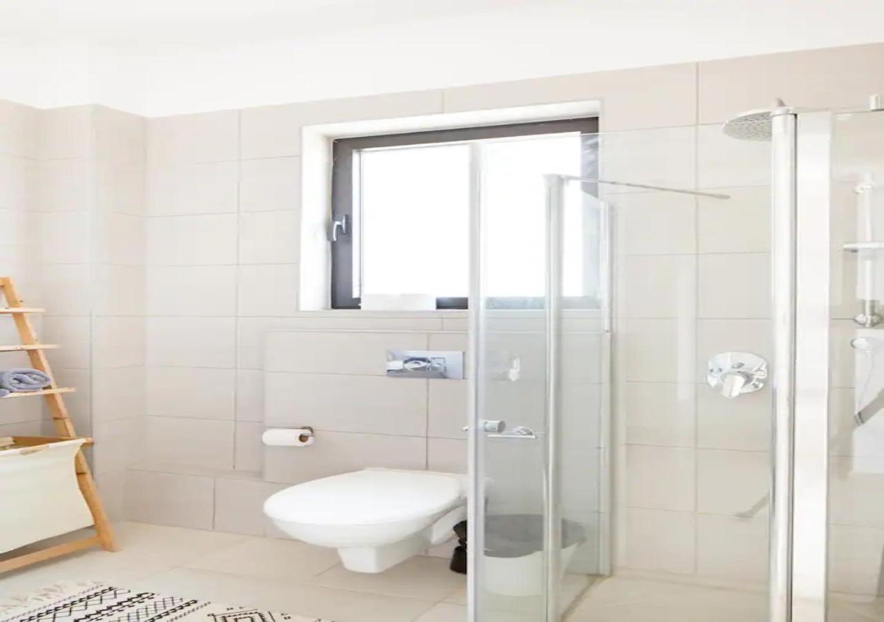 O&O Group- Special Apartment Sea View Luxury Tower Bat Yam Eksteriør billede